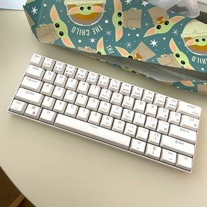 Royal Kludge RK 61 Keyboard in Good Condition